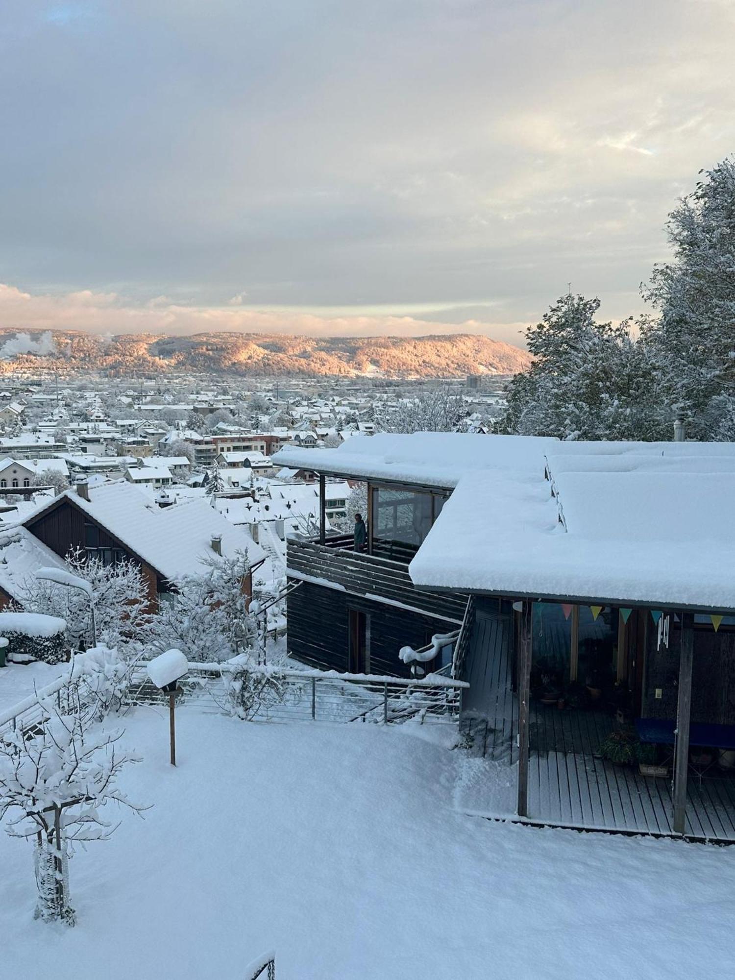 B&B Sunnesite Pratteln Esterno foto